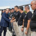 "Hvala na pomoći i brzom odgovoru": Dačić obišao međunarodne vatrogasno-spasilačke timove u Deliblatskoj peščari