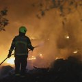 FOTO, VIDEO Dramatična noć na Braču: Vatra gutala objekte, evakuisano više od 200 ljudi, stigli kanaderi