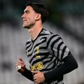 Malo je falilo da Vlahović obuče dres Čelsija! Direktor Juventusa sve otkrio - evo zbog čega je transfer propao!