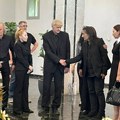 (Video) "ljudi su usamljeni, nema ko da ih uteši": Potresan govor prijateljice na sahrani Slađane Milošević: "Znaš, prvo…