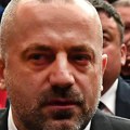 Milan Radoičić na fotografijama iz Kosovske Mitrovice, ali ne i u sudnici (VIDEO)