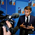 Макрон: Трговински рат унутар НАТО-а је апсурд