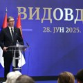 Vučić uručuje odlikovanja zaslužnim pojedincima povodom Vidovdana