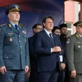 Gašić: Ukoliko se utvrdi da je požar u naselju Vinci izazvala vojska, nadoknadićemo štetu