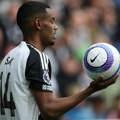 Isak "pobegao" u San Sebastijan dok čeka transfer u Liverpul