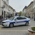 Suđenje Subotičanu zbog neprijavljenog protesta ispred policije, tvrdi da je bio reprorter