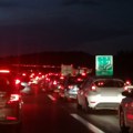 Dron snimio kolaps u Crnoj Gori: Kilometarske kolone, vozači nemaju kud, neviđen haos