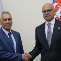 Ruski ambasador Bocan Harčenko i Miloš Vučević sastali se u sedištu SNS