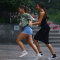 Хитно се огласио РХМЗ! Тропски дан, па пљускови и освежење: Стижу грмљавине, следи и пад температуре