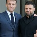 Makron bez oklevanja: "Francuska će nastaviti da podržava Ukrajinu"