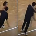 Trener udario devojčicu (13) u glavu zbog greške: Isplivao uznemirujući snimak, ovo je za zatvor
