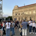 Održan protest u Sremskoj Mitrovici: Deo mitrovačke opozicije bojkotovao protest. „Jedni bojkot drugi ne“
