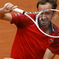 Eliminisan Medvedev – Ribakina i Sabalenka ubedljive