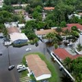 Proglašeno vanredno stanje u delovima Floride zbog poplava: Voda stigla do ulaznih vrata kuća