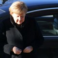 Merkel: Evropi prijeti uništenje ako ne poveća izdvajanja za odbranu