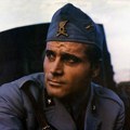 Tito po njega slao avion, Srbi ga obožavali kao Banović Strahinju: Slavni glumac igrao u našem najskupljem filmu "Volim vašu…