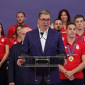Prvi put sam plakao zbog zvezde, kada su svi pljuvali ja sam jače navijao: Emotivna ispovest Aleksandra Vučića i poređenje sa…