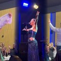 Бомба с Јахорине! Мамић се попео на сто, па покидао кошуљу уз "Кад би био рањен" - Цеца га бацила у транс