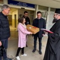 DEO NAGRADE DR NIKOLIĆA ZA BEBE: Eparhija niška i laureat „11. januara“ donirali aparat UKC Niš