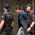 Filmska priča u porodici čije je bogatstvo 4,5 milijarde: Otac poginuo, klupko misterije se odmotava: Sin platio milion evra…