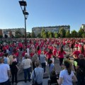 Razigrane ulice: Ples predškolaca na gradskom trgu u Leskovcu (foto)