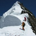Lavina na Broad Peaku: Potraga za 10 nestalih alpinista i dalje traje