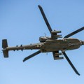 Američka vojska raketirala brod koji je išao ka Iranu! Apač ispalio dva Helfajera, onesposobljen teretnjak koji je plovio pod…