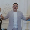 Рањен певач Азиз: Пуцали на њега