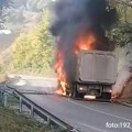 Nezgoda na putu Ivanjica-Guča: Zapalio se šleper