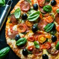 Celog života pogrešno jedete pizzu Italijanka objašnjava kako se to zaista radi! (video)
