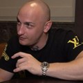 Desingerica o nastupu na kojem je pravio slanu palačinku momku na glavi: "Razmenjujem tečnosti posle ponoći"