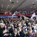 Zvečan u bojama trobojke: Završni miting Srpske liste okupio veliki broj građana