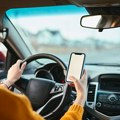 Dobila kaznu za telefon u vožnji - jedini problem je što nema ruku VIDEO