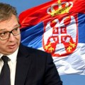 Vučić iz Njujorka objavio moćnu fotografiju: Da idemo uzdignute glave bez obzira na to što su pokušali silom da nas ponize…