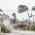 VIDEO „Sada su skoro svi beskućnici“: Karibi na udaru uragana Beril, vetar jačine 240 km/h uništio sve što mu se našlo…
