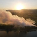 Zapalila se deponija u republici srpskoj, dim stigao do Loznice: "Gašenje je u toku" (foto)