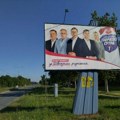 Aktivisti SNS-a pokupili štand i otišli iz pančevačkog naselja Tesla nakon skandiranja okupljenih građana