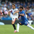 Čelsi demolirao Milan na debiju Modrića