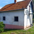 Kuću sa pogledom prodaju za 17.000 evra: Ima prizemlje, sprat, kupatilo i pomoćne objekte (foto)