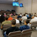 U Prištini pročelo saslušanje 36 Srba koji su privedeni na Gazimestanu: Terete ih za narušavanje javnog reda i mira, te i…