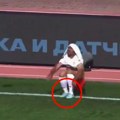 (VIDEO) Asistencija iz auta kakvu nikad niste videli!