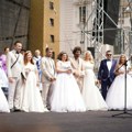 (ФОТО) Колективно венчање у Београду: 16 младенаца рекло судбоносно „да“