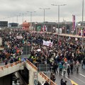 Studenti na sat vremena blokirali Mostarsku petlju i Gazelu u oba smera; petnaest minuta tišine u više gradova za nastradale…