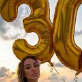 "Otkud meni dete od 30 godina" Luna Đogani slavi jubilej na putu za Srbiju nakon agonije na Maldivima, Anabela se odmah…