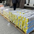 Uhapšen na prelazu Bezdan, pokušao da prokrijumčari skoro 20.000 paklica cigareta: Oglasilo se VJT u Novom Sadu (foto)