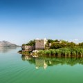 Усред највећег језера на Балкану крије се мистериозно острвце: Због своје мрачне прошлости и данас буди језу код људи