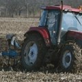 Министарство апеловало на пољопривреднике да не пале стрњику, жетвене остатке и биљни отпад