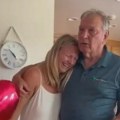 Ćerka saopštila ocu da je trudna sa trojkama: Njegova reakcija nasmejala i dirnula milione