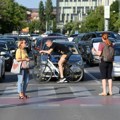 SNS o blokadama raskrsnica u Novom Sadu i "maloj grupi političkih aktivista"