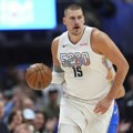 Šta radi ovaj čovek!? Ceo svet gleda i ne veruje, Nikola Jokić je sa druge planete (video)